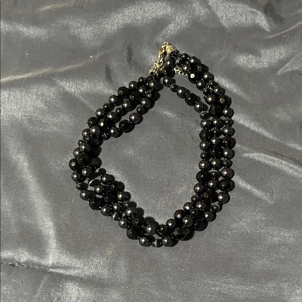 Elegant Black Beaded Necklace